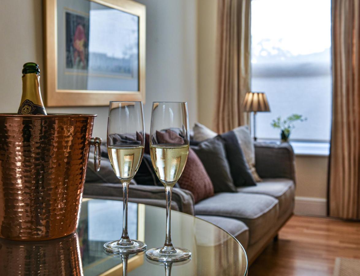Charnwood Guest House Bracknell Kültér fotó