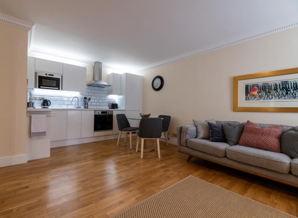 Charnwood Guest House Bracknell Kültér fotó